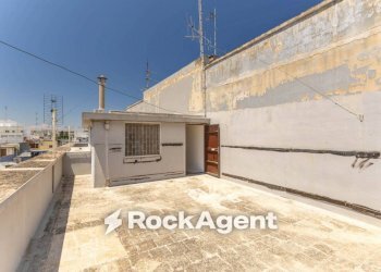 Terrazzo - Trilocale via Taranto, 1, Bari (zona Carbonara di Bari) - foto 25