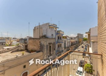 Balcone - Trilocale via Taranto, 1, Bari (zona Carbonara di Bari) - foto 29