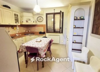 Cucina - Appartamento via Strabone, 8, Mazara del Vallo - foto 4
