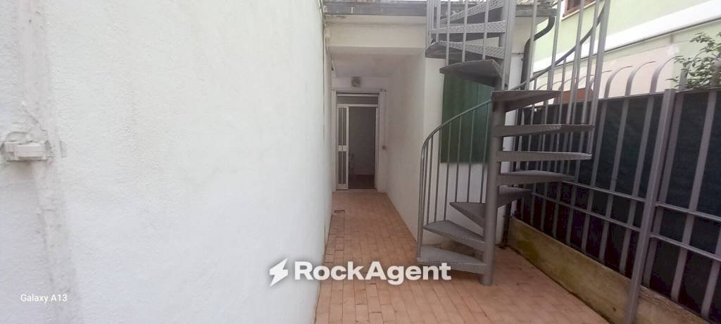 Interno non residenziale - Trilocale via Giuseppe Giusti 1, Senigallia - foto 3