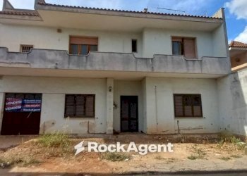Facciata - Independent house via Fratelli Cervi, 26, Melissano - photo 11