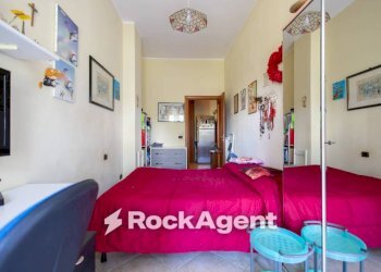 Camera da letto - Trilocale via Benedetto Croce, 23, Catanzaro - foto 26