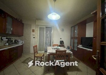 Cucina - Trilocale via Angelo Volpicelli, 34, Arzano - foto 1
