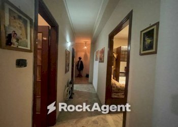 Corridoio - Trilocale via Angelo Volpicelli, 34, Arzano - foto 3
