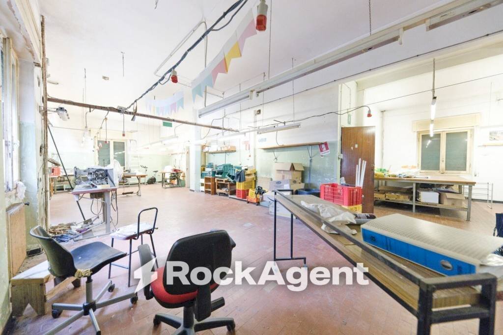 Interno non residenziale - Magazzino salita Sella, Genova (zona Apparizione) - foto 2