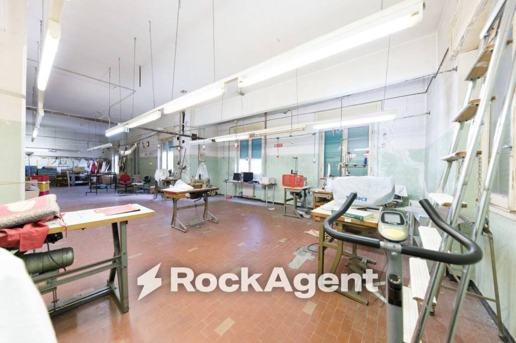 Interno non residenziale - Magazzino salita Sella, Genova (zona Apparizione) - foto 3