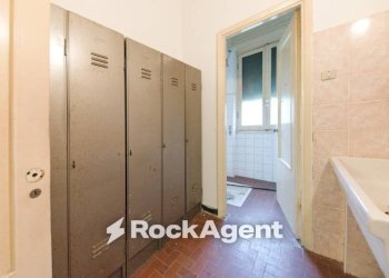 Bagno - Magazzino salita Sella, Genova (zona Apparizione) - foto 8