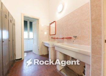 Bagno - Magazzino salita Sella, Genova (zona Apparizione) - foto 9