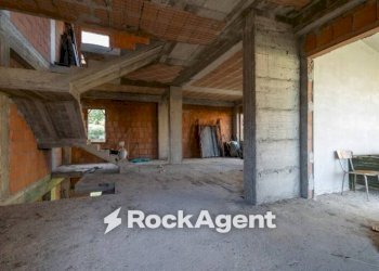 Disimpegno - Villa via Roberto Niederer, Soveria Simeri - photo 11