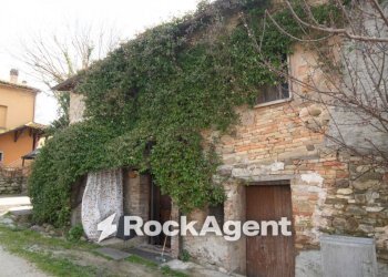 Facciata - Rustico LOC.CACIURRO, 46, Sassocorvaro Auditore - foto 1