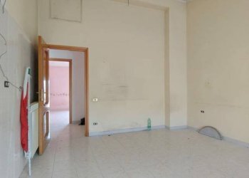 Camera da letto - Three-room apartment via Flaminia, 124, Rignano Flaminio - photo 26