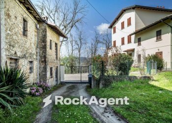 Giardino - Appartamento Frazione Camolino, Montesegale - foto 1