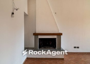 Salone - Appartamento Frazione Camolino, Montesegale - foto 11