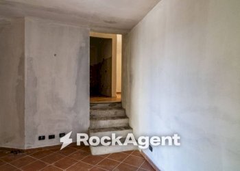Scala - Appartamento Frazione Camolino, Montesegale - foto 36