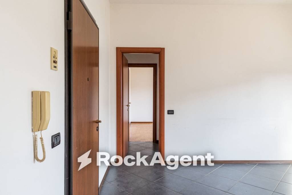 Ingresso - Two-room apartment via Monte Baldo, 25, Vigevano - photo 3