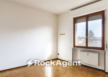 Camera da letto - Two-room apartment via Monte Baldo, 25, Vigevano - photo 13