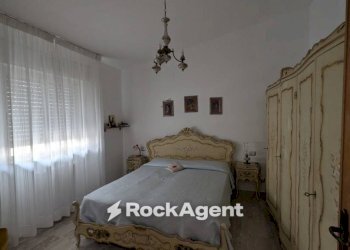 Camera da letto - Villa a Schiera via Arcangelo Corelli, 112, Latina - foto 11