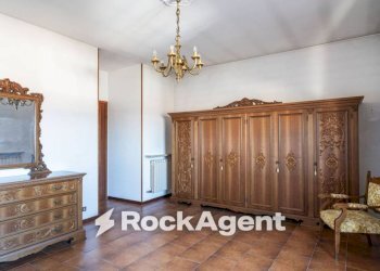 Camera da letto - Three-room apartment via XXV Aprile, 32, Mede - photo 10