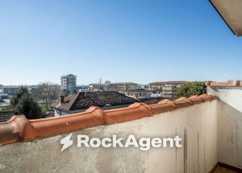 Balcone - Three-room apartment via XXV Aprile, 32, Mede - photo 16