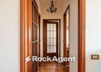 Corridoio - Three-room apartment via XXV Aprile, 32, Mede - photo 17
