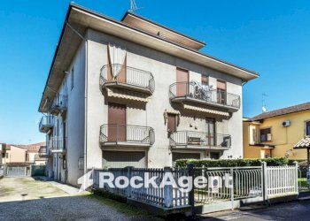 Facciata - Three-room apartment via XXV Aprile, 32, Mede - photo 23