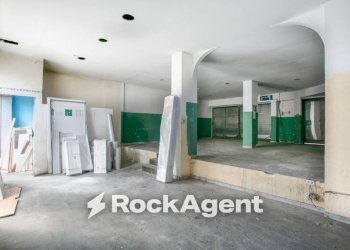 Interno non residenziale - Negozio via Eugenio Torelli Viollier, 63, Roma - foto 7