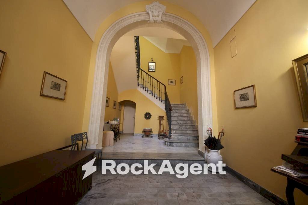 Ingresso - Stable - Palace via Bari, Brindisi - photo 1