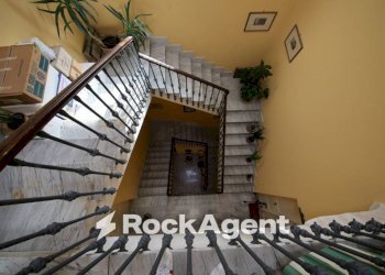 Scala - Stabile - Palazzo via Bari, Brindisi - foto 35