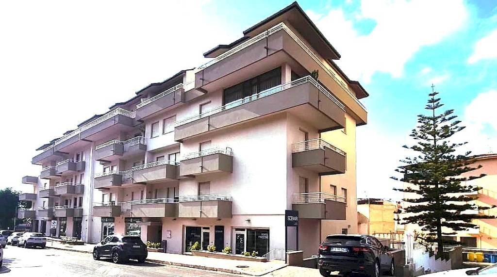 Facciata - Appartamento viale Europa, 305, Alcamo - foto 2