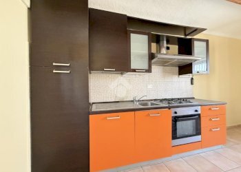 Two-room apartment Via Vittorio Veneto, Nizza Monferrato - photo 3