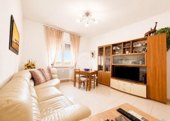 Three-room apartment Via Silvio Pellico, Corbetta - photo 4