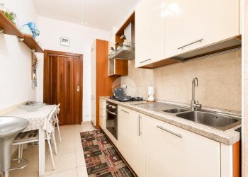 Three-room apartment Via Silvio Pellico, Corbetta - photo 6