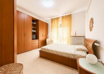 Three-room apartment Via Silvio Pellico, Corbetta - photo 9