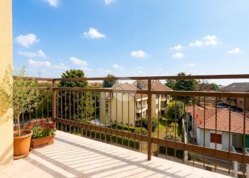 Three-room apartment Via Silvio Pellico, Corbetta - photo 11