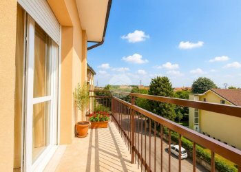 Three-room apartment Via Silvio Pellico, Corbetta - photo 12