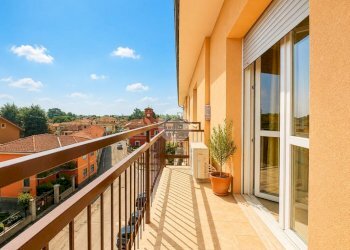 Three-room apartment Via Silvio Pellico, Corbetta - photo 13