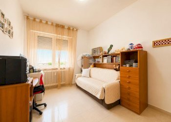 Three-room apartment Via Silvio Pellico, Corbetta - photo 15