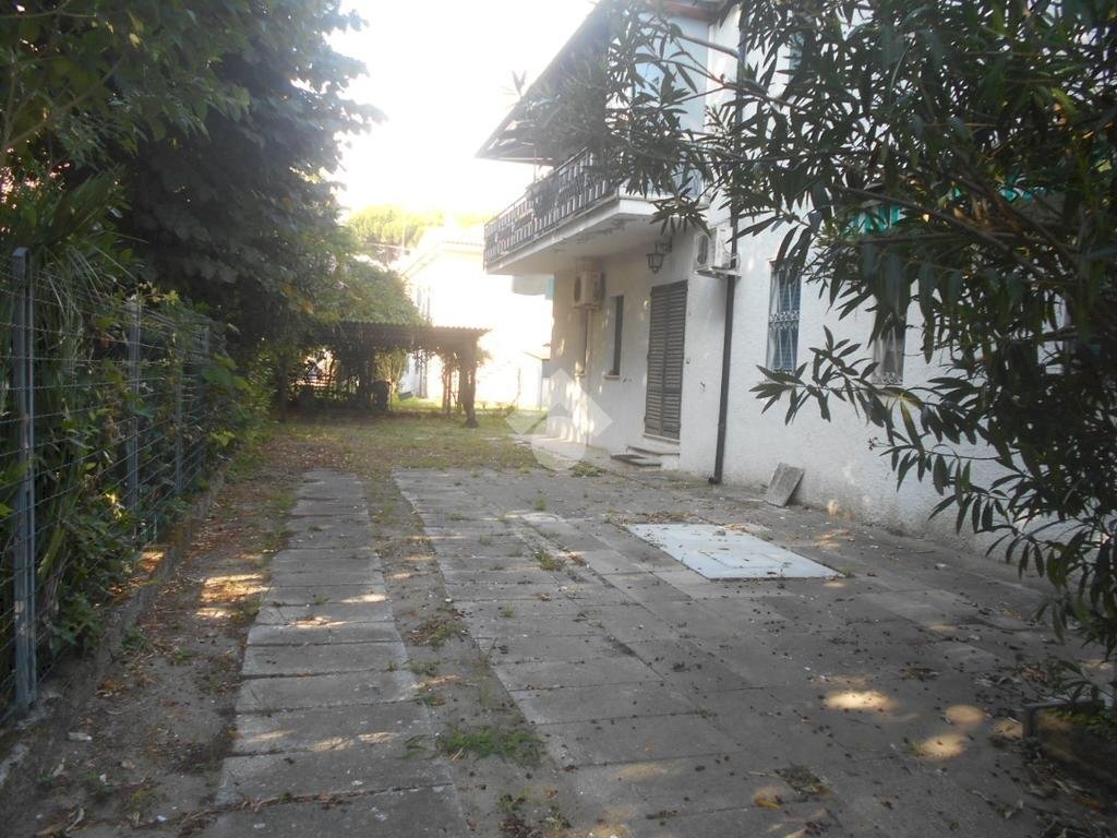 Three-room apartment Viale Inghilterra, Comacchio - photo 2