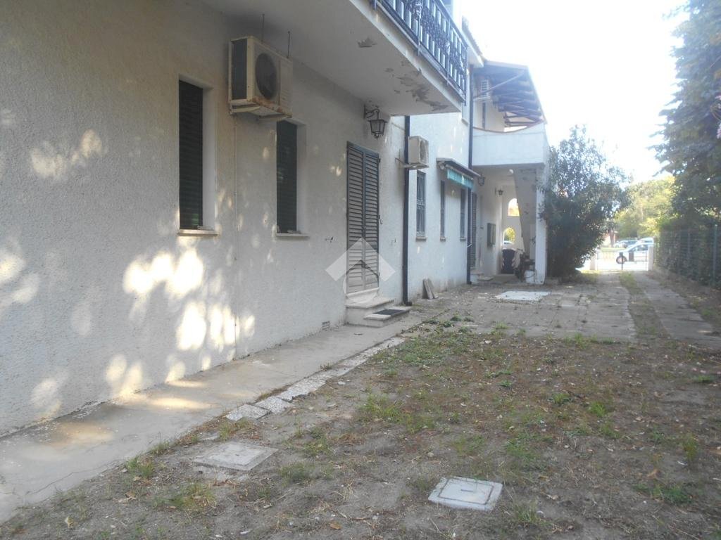Three-room apartment Viale Inghilterra, Comacchio - photo 3
