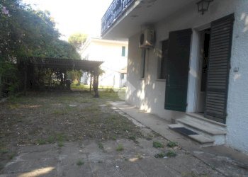 Three-room apartment Viale Inghilterra, Comacchio - photo 4