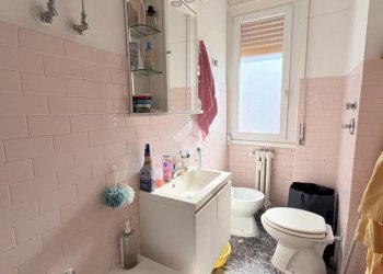 Two-room apartment Via Angelo Inganni, Milano (neighborhood Lorenteggio) - photo 8