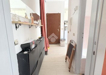 Two-room apartment Via Angelo Inganni, Milano (neighborhood Lorenteggio) - photo 19