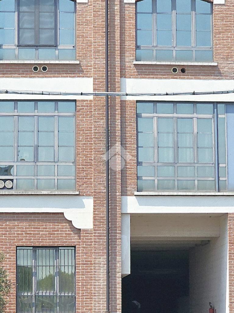 Box Via Mecenate, Milano (neighborhood Mecenate) - photo 1