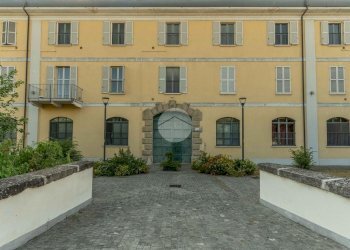 Trilocale Alzaia Naviglio Pavese, Milano (zona Chiesa Rossa) - foto 34