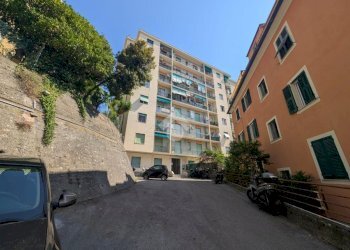 Appartamento Via Giambattista Gaulli, Genova (zona San Fruttuoso) - foto 1