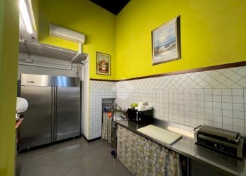 Commercial Activity Via Cecchi, Genova (neighborhood Foce) - photo 11