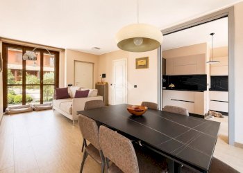 Porzione di casa Via Alessandro Manzoni, Baranzate - foto 1