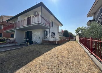 Portion of a house Via Sangalli, Carugate - photo 48