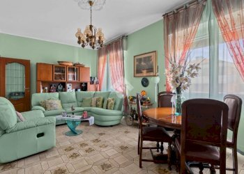 Quadrilocale Viale Leonardo da Vinci, Trezzano sul Naviglio - foto 1