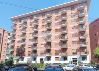 Four-room apartment Via Ciriè, Borgaro Torinese - photo 1